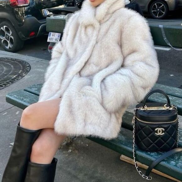 Dennis basso gray faux fur coat - Picture 6 of 12
